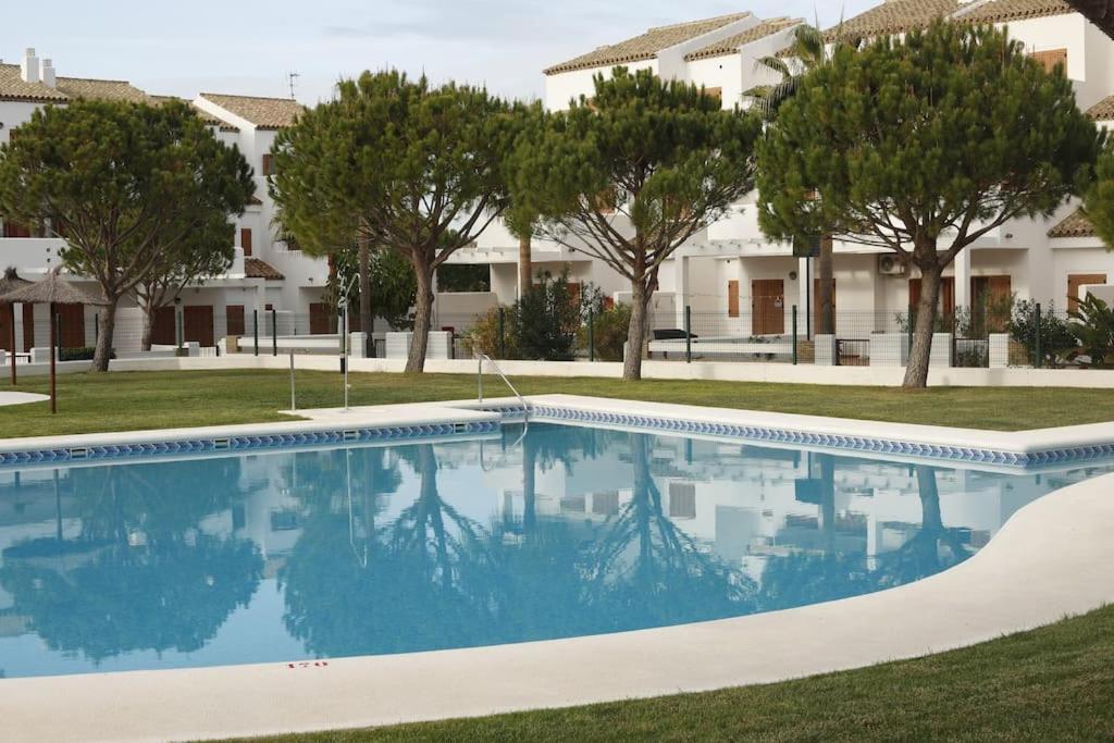 Precioso Apartamento A 700 M Del Mar Chiclana de la Frontera Exterior photo